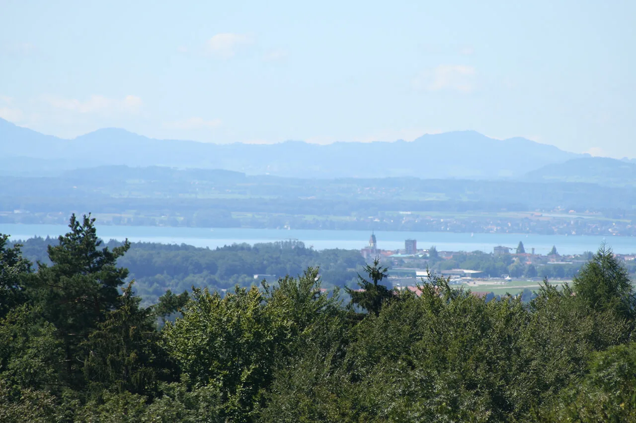 Vista sul paesaggio e sul Lago di Costanza dal Gut Hügle